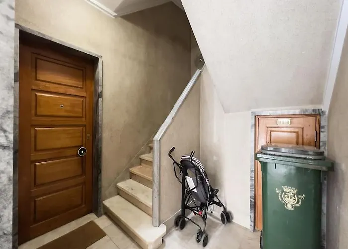 Olaias 2 Bed Near Metro 2 Apartamento