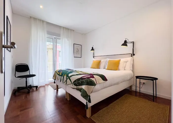 Apartamento Olaias 2 Bed Near Metro 2 *