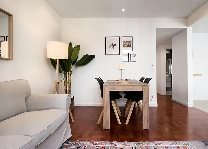 Apartamento Olaias 2 Bed Near Metro 2 *