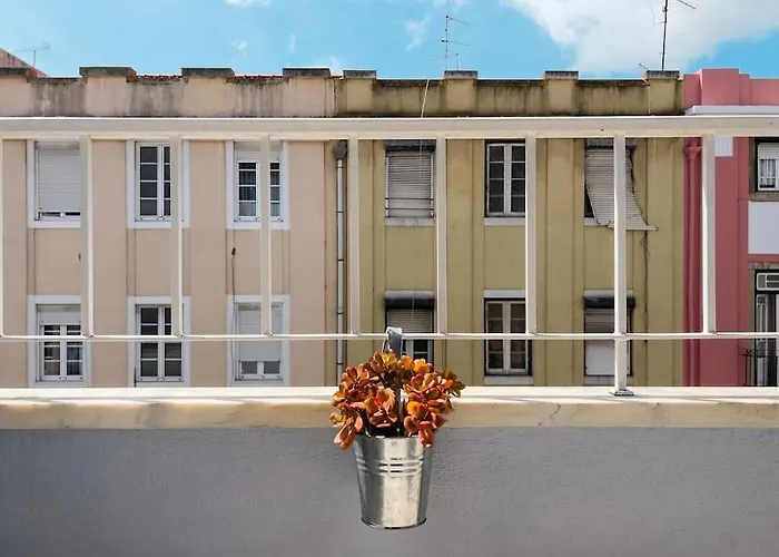 Apartamento Olaias 2 Bed Near Metro 2